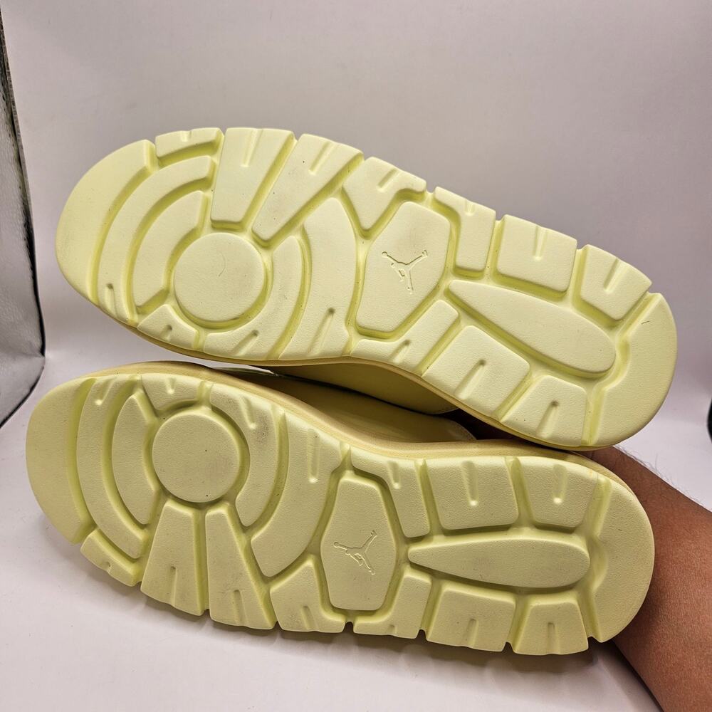 NIKE AIR JORDAN WOMEN'S 9 CHUNKY PLATFORM MULE SLIP ON LUMINOUS GREEN NWOB - Picture 6 of 7